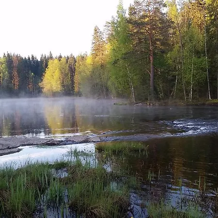 Tuhannen Tarinan Talo