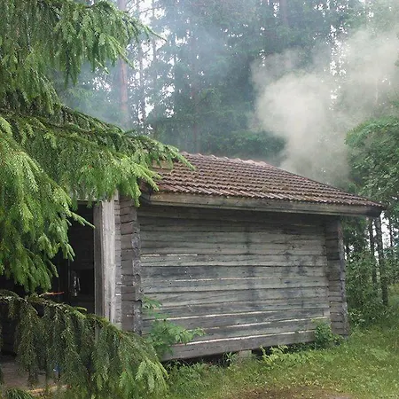 Tuhannen Tarinan Talo Hotelli