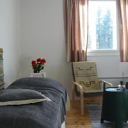 Hotelli Tuhannen Tarinan Talo Kannuskoski